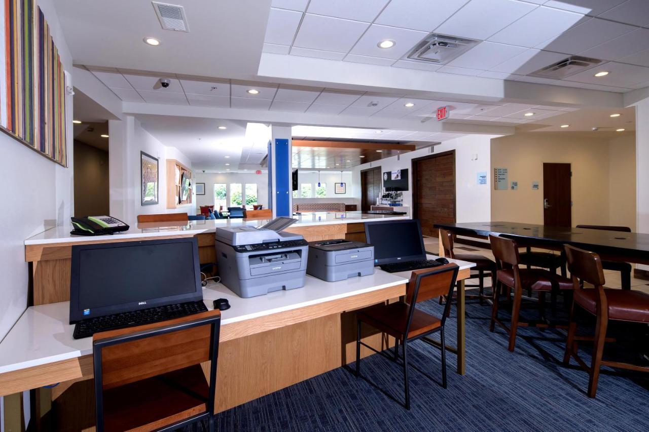 Holiday Inn Express Rochester Hills By Ihg Exterior foto