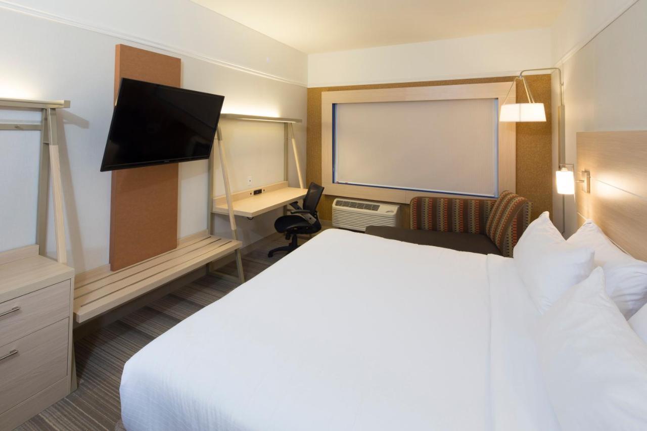 Holiday Inn Express Rochester Hills By Ihg Exterior foto